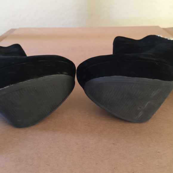 Charlotte Russe Heels - Picture 5 of 8